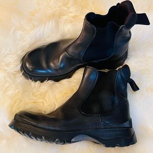 PRADA Unisex Lug Sole brushed leather boots 🖤